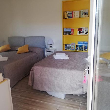 אולביה Flamingo Guest House- Rooms מראה חיצוני תמונה