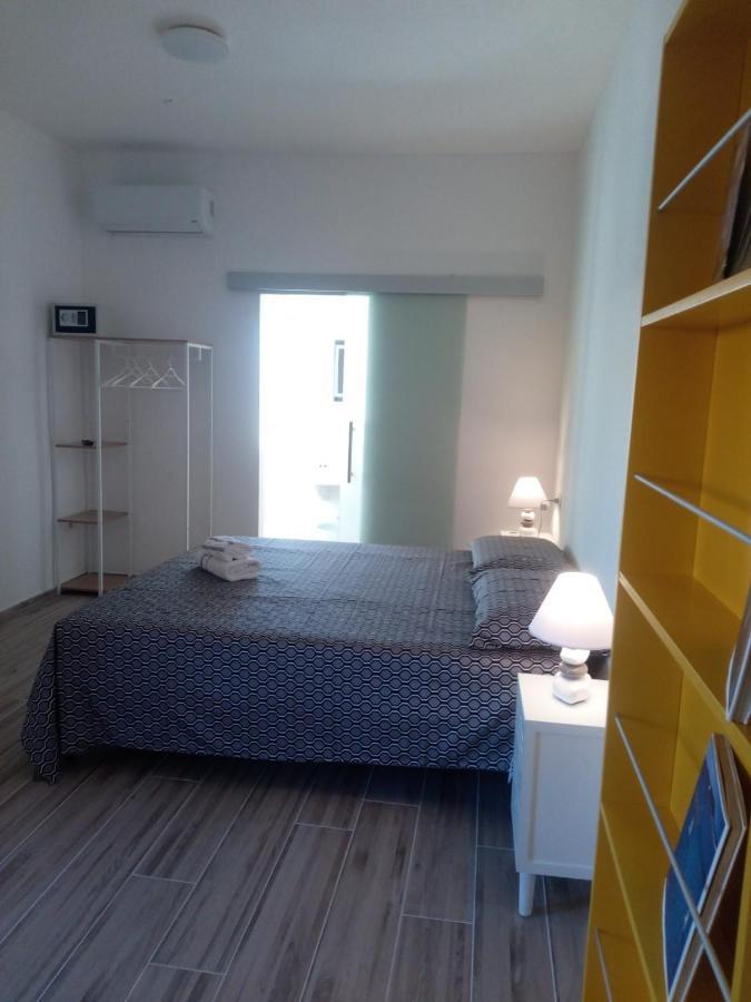 אולביה Flamingo Guest House- Rooms מראה חיצוני תמונה