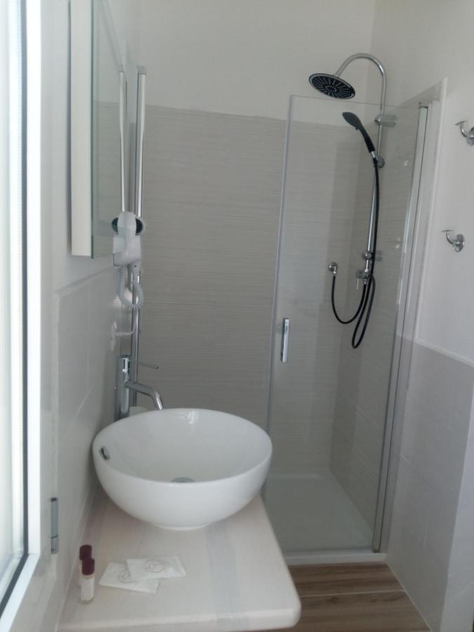אולביה Flamingo Guest House- Rooms מראה חיצוני תמונה