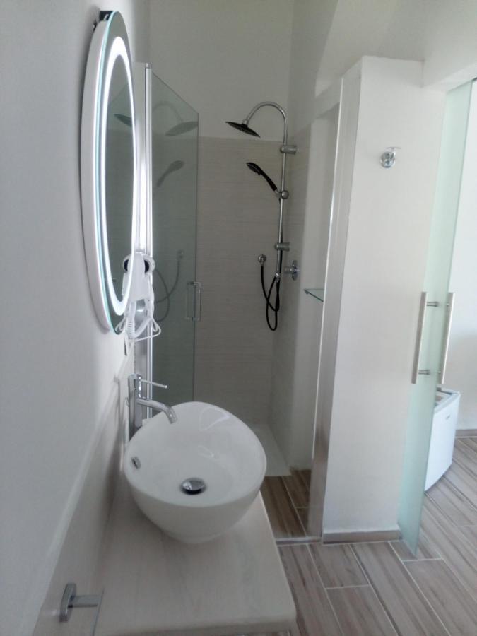 אולביה Flamingo Guest House- Rooms מראה חיצוני תמונה