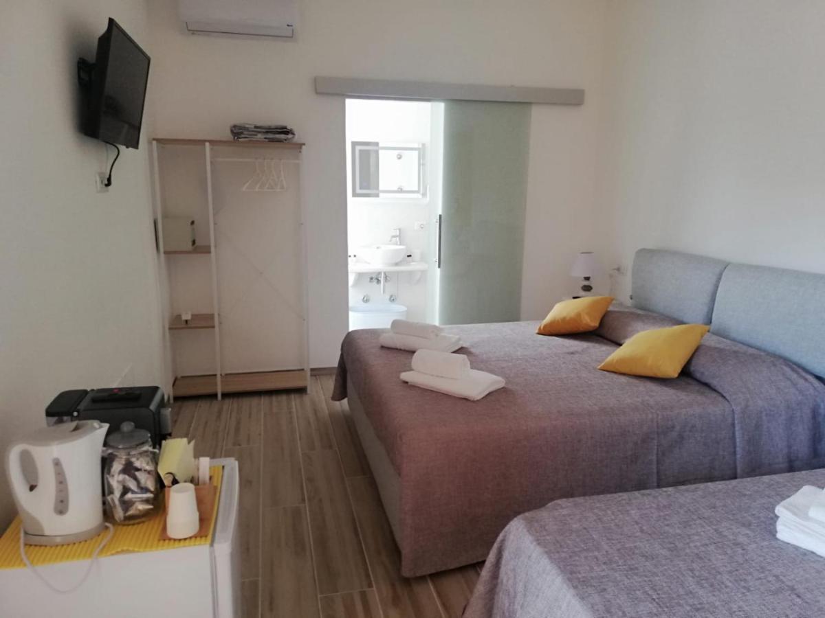 אולביה Flamingo Guest House- Rooms מראה חיצוני תמונה