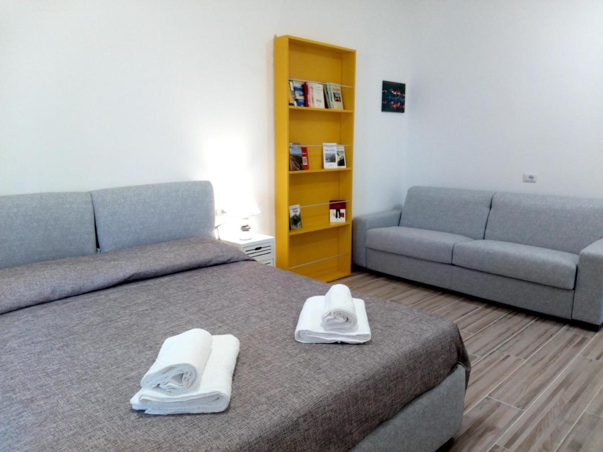 אולביה Flamingo Guest House- Rooms מראה חיצוני תמונה