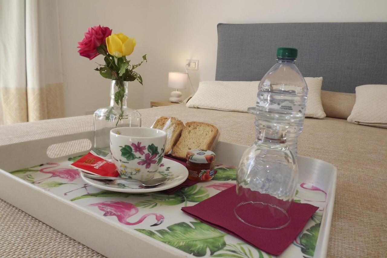 אולביה Flamingo Guest House- Rooms מראה חיצוני תמונה
